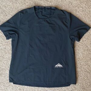 Nike Trail Black Short Sleeve Tee